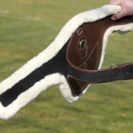 Kentucky Sheepskin Stud Girth Cover - Image 3