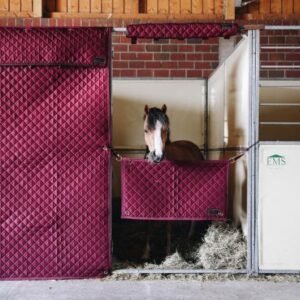 Kentucky Horsewear Stable Curtain Bordeaux