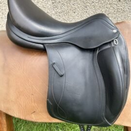 ***USED Equipe Olympia Dressage Saddle - Image 3