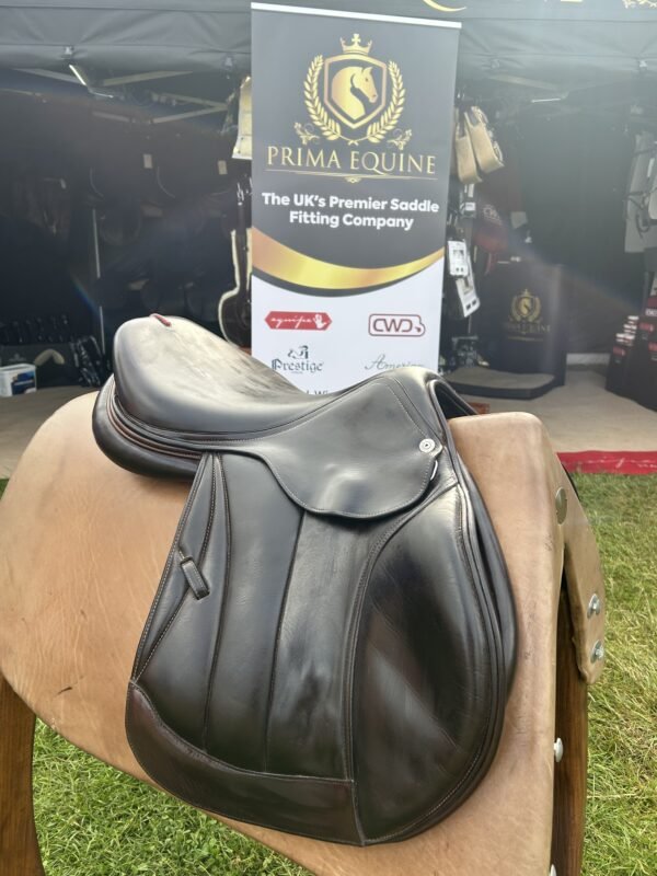 Equipe EK-26 Carbon Jumping Saddle