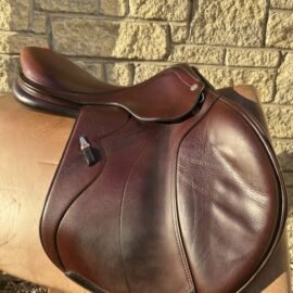 Equipe Synergy Jumping Saddle