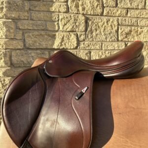 Equipe Synergy Jumping Saddle
