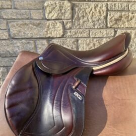 CWD 2GS Mademoiselle Jump Saddle (Cream)