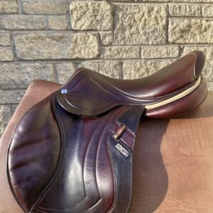 CWD 2GS Mademoiselle Jump Saddle (Cream)